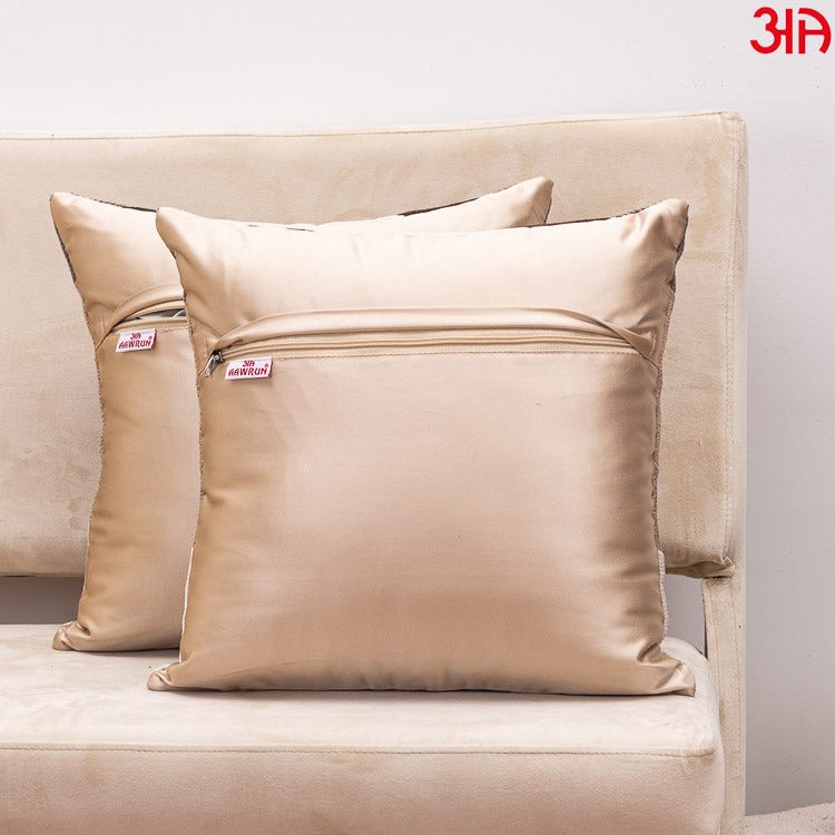 v-stripe brown cushion cover4