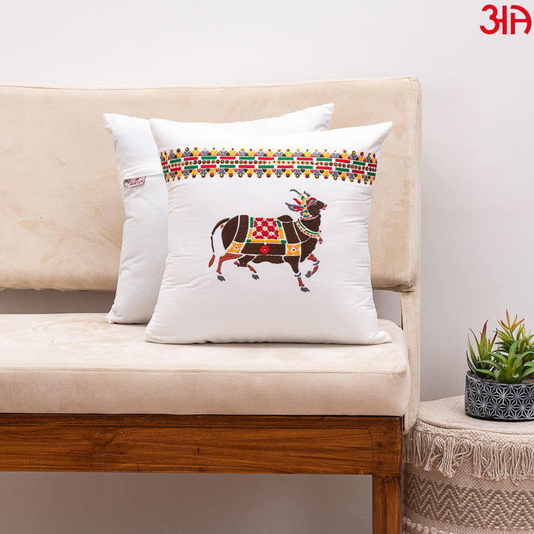 Cow embroidered Velvet cushion white2