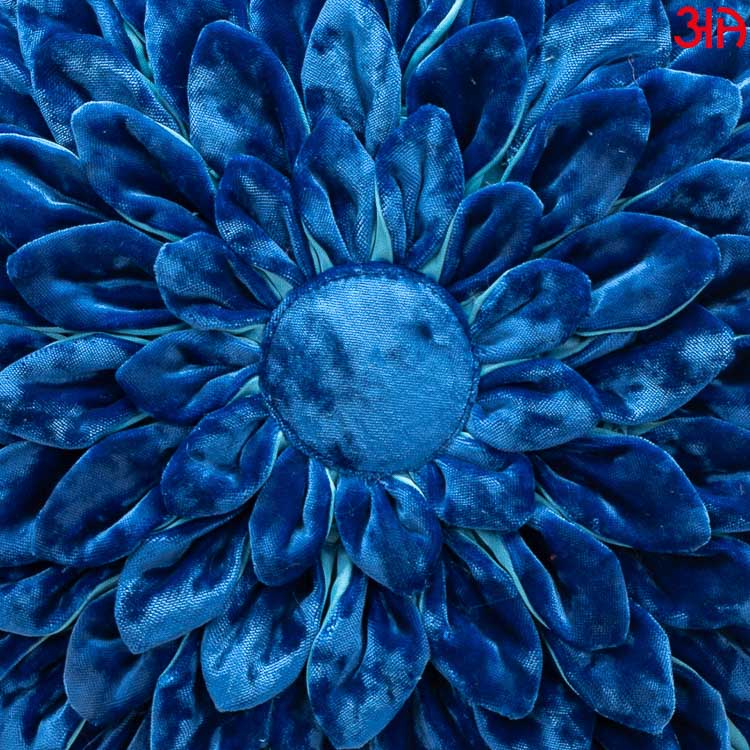blue sunflower pattern cushion3