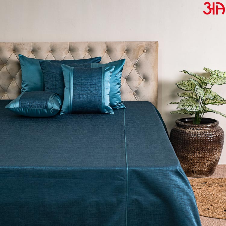 jacquard mix blue color bed cover 