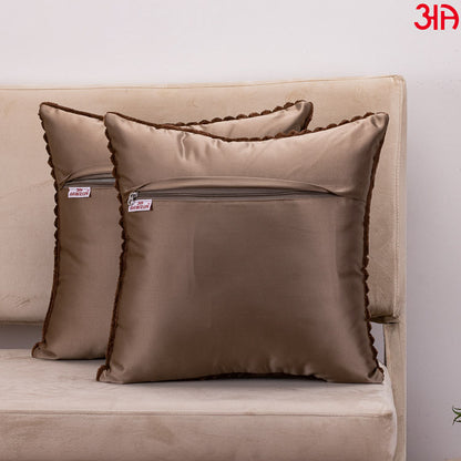 brown fur square cushion4