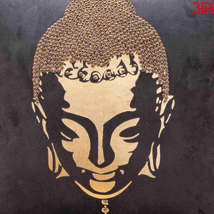 metallic buddha cushion grey3