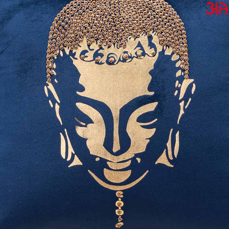 metallic buddha cushion navy3