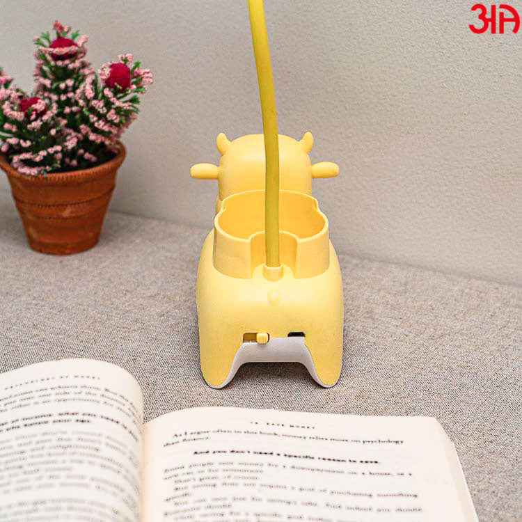 yellow cow led study lamp5