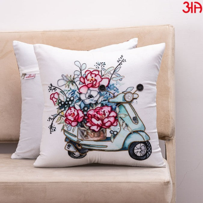 vespa scooty design cushion2