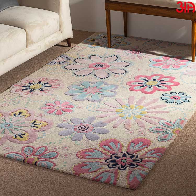 pink floral woolen carpet