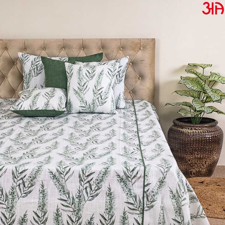 green white cotton bed cover