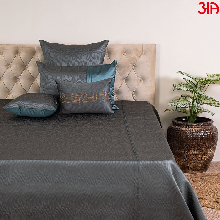 grey jacquard wave bed cover