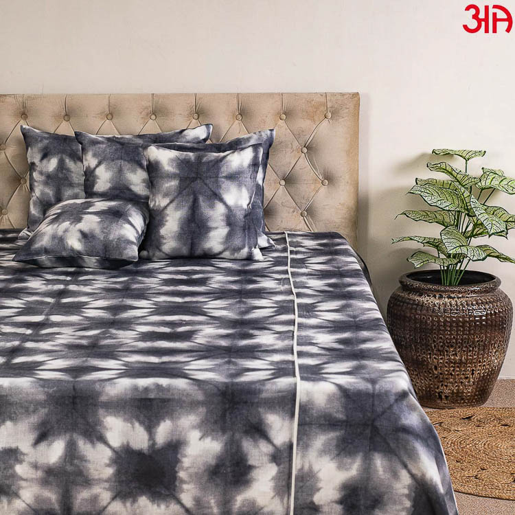grey white cotton bed cover