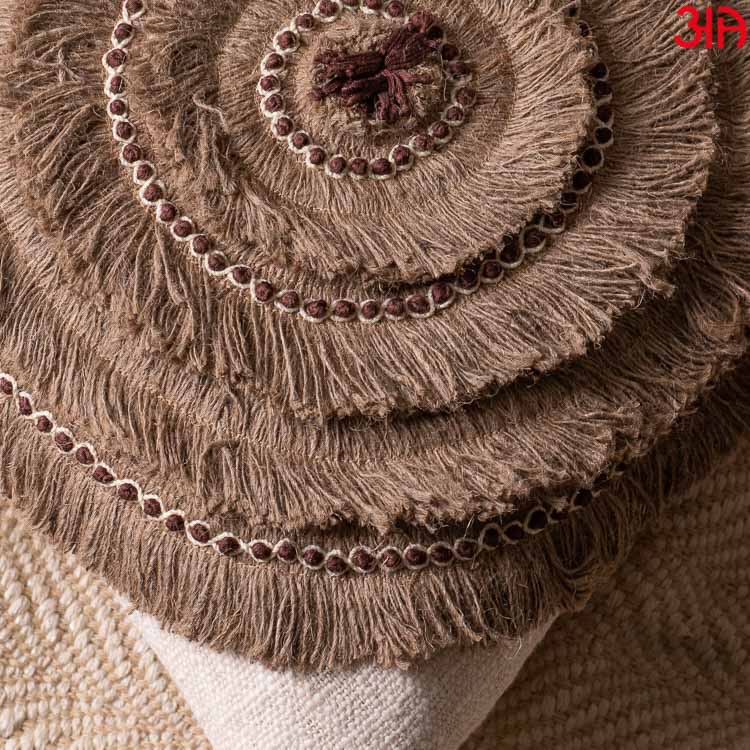 jute spiral handwork cushion cover3