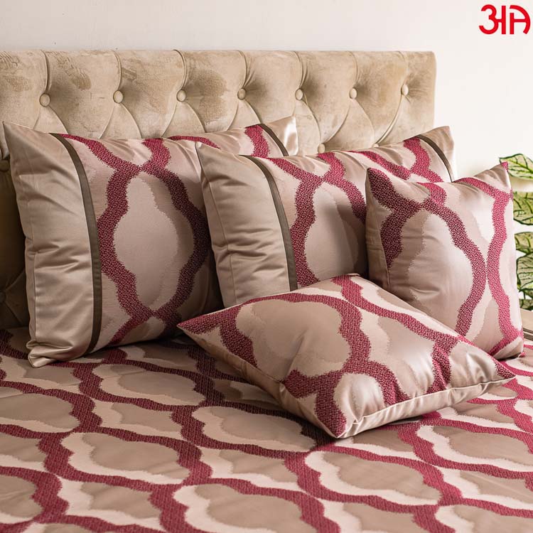 jacquard mix pink-beige bed cover 2