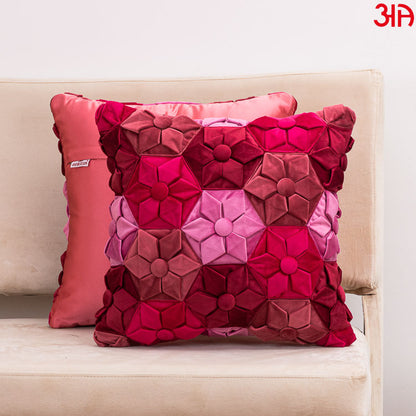 Pink cushion with hexagon pattern1