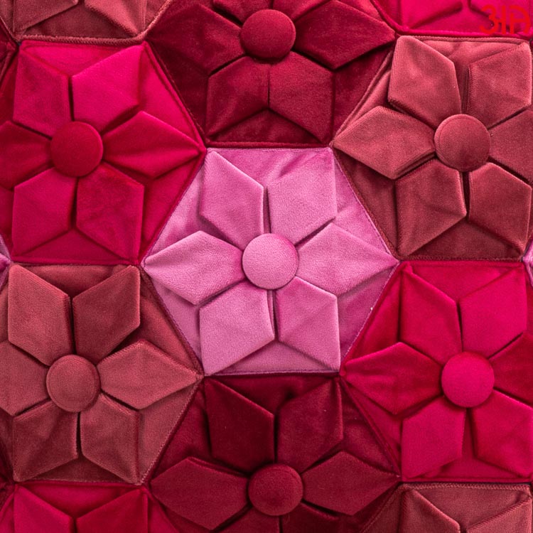 Pink cushion with hexagon pattern3