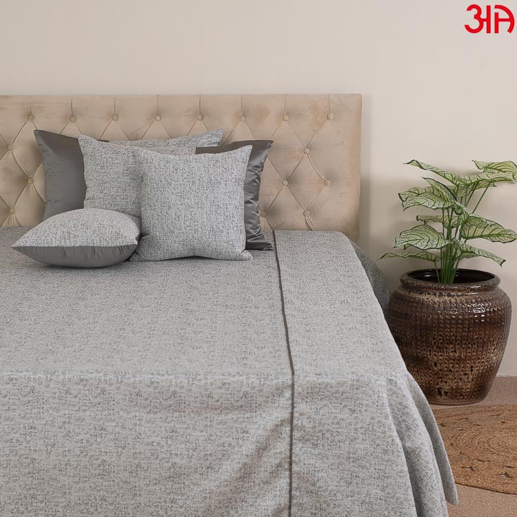 Grey Exclusive Jacquard Double Bed Cover Set