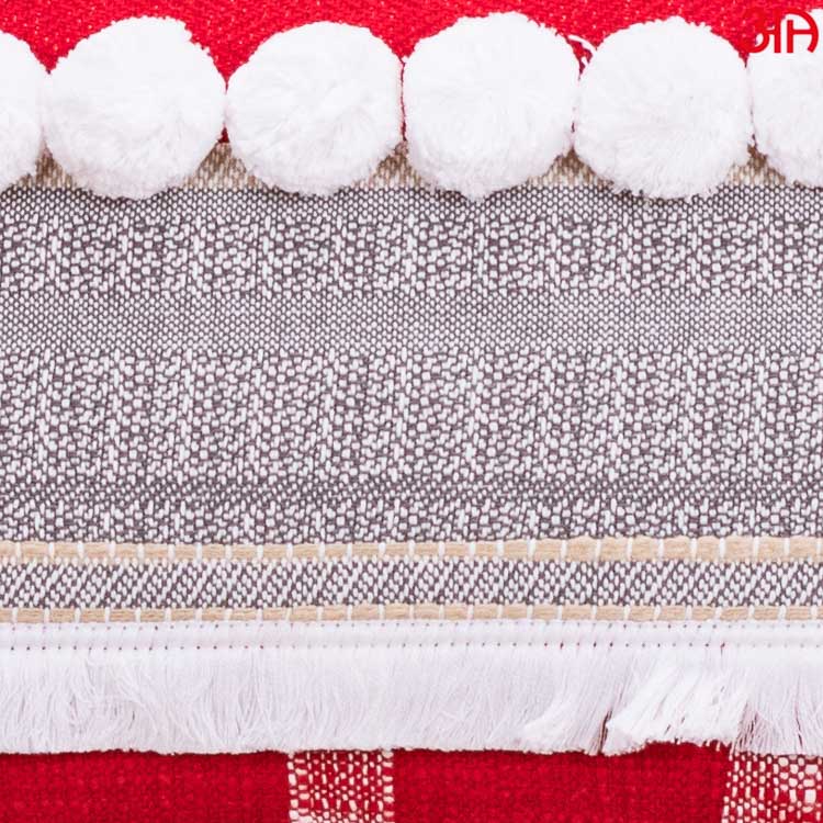 red-white pompom cushion_3