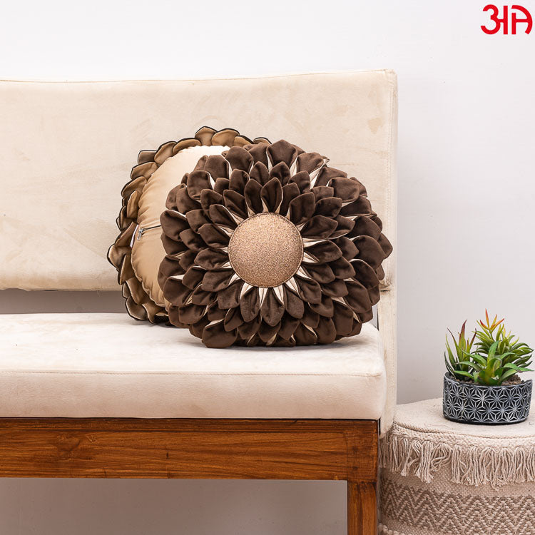 brown sunflower round cushion2