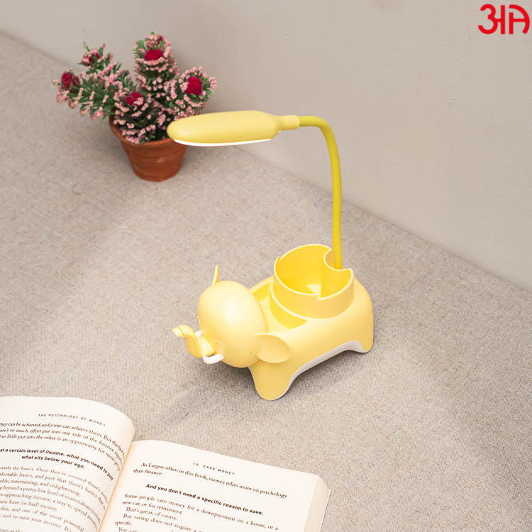 yellow elephant design led study lamp2