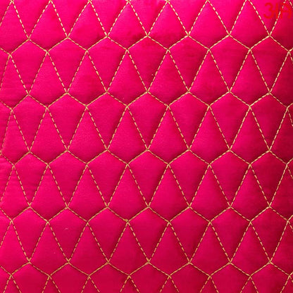 magenta diamond cushion3