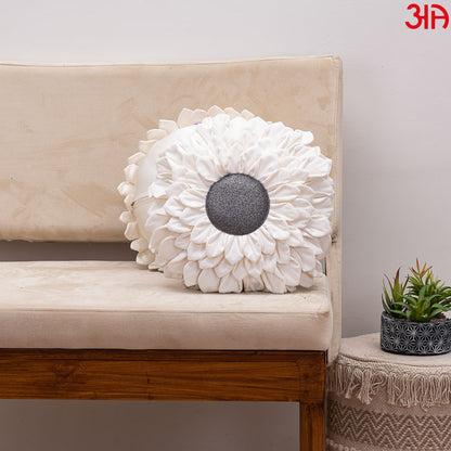 white sunflower round cushion2