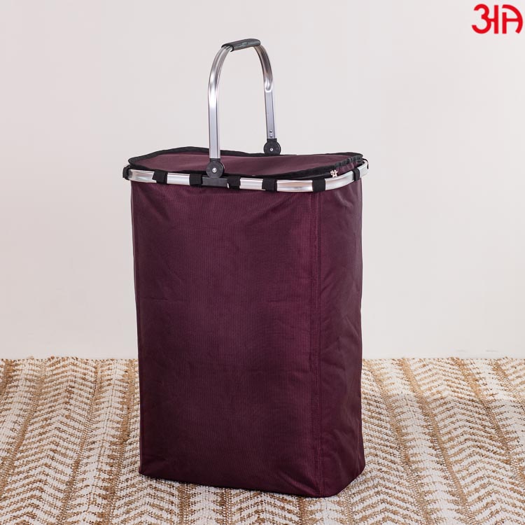 wine laundry bag with handles2