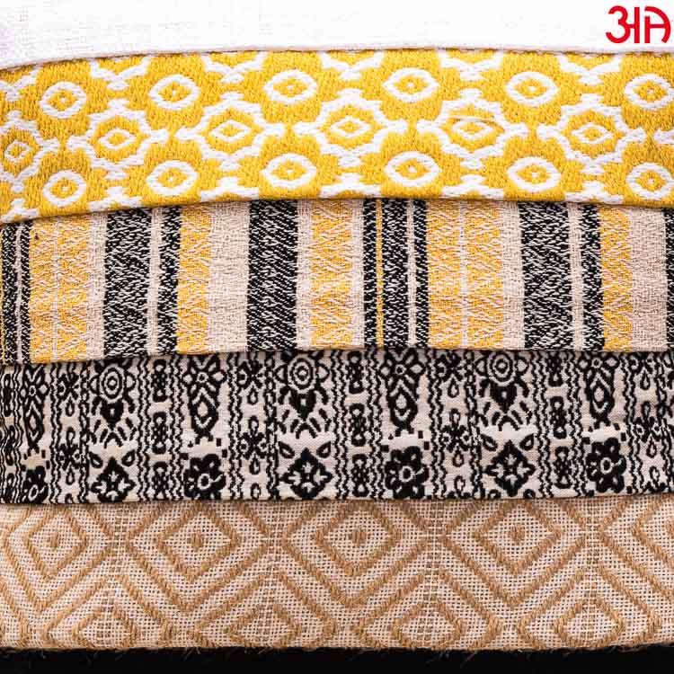 yellow cushion cover3