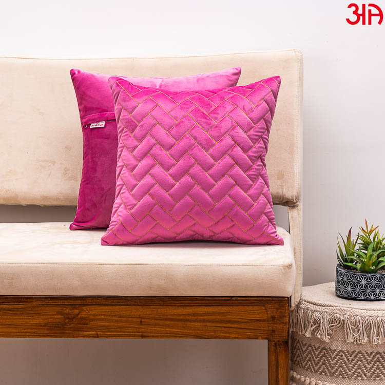 pink zig zag quilted zari cushion covers2