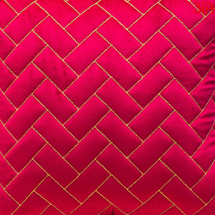 deep pink zig zag quilted zari cushion covers3